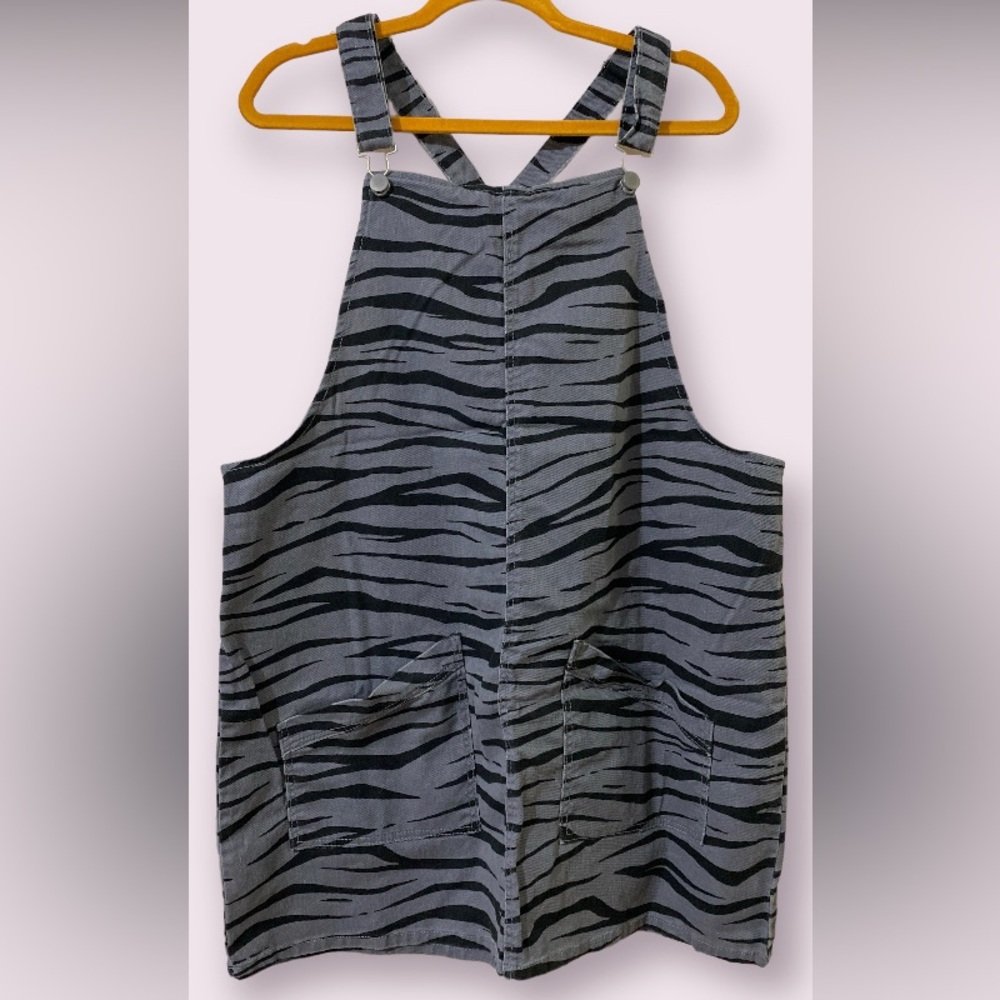 Material Girl Overall Animal Print Skirt